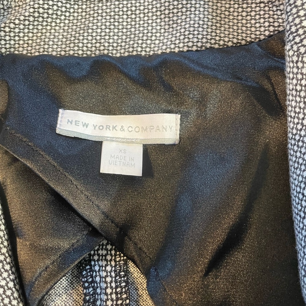 New York & Company XS Black and White Houndstooth Blazer GUC - Picture 5 of 7